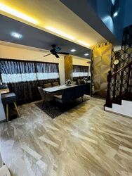 Blk 558 Jurong West Street 42 (Jurong West), HDB Executive #557801121